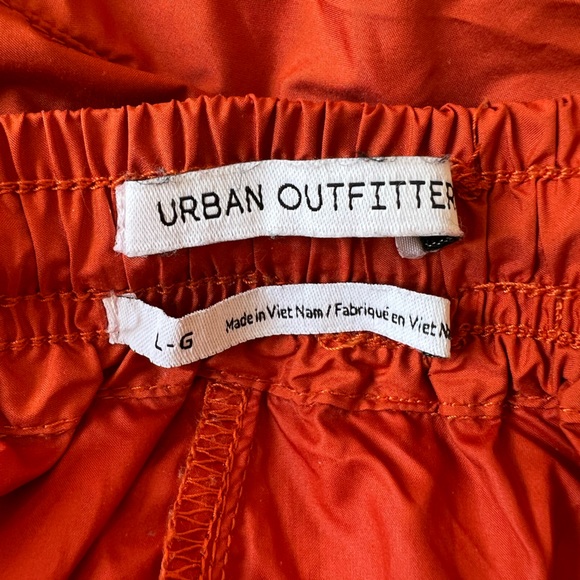 Urban Outfitters Parachute Utility Pant - Picture 4 of 5